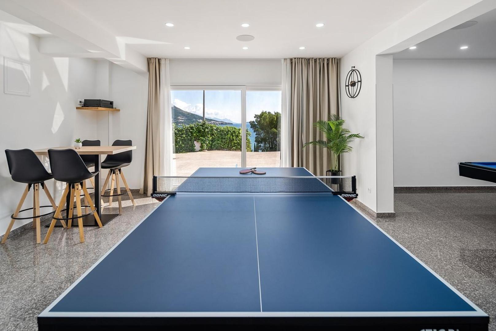Villa Matan - Only 200M From The Sandy Beaches, Private 28M2 Pool Omiš Exterior foto